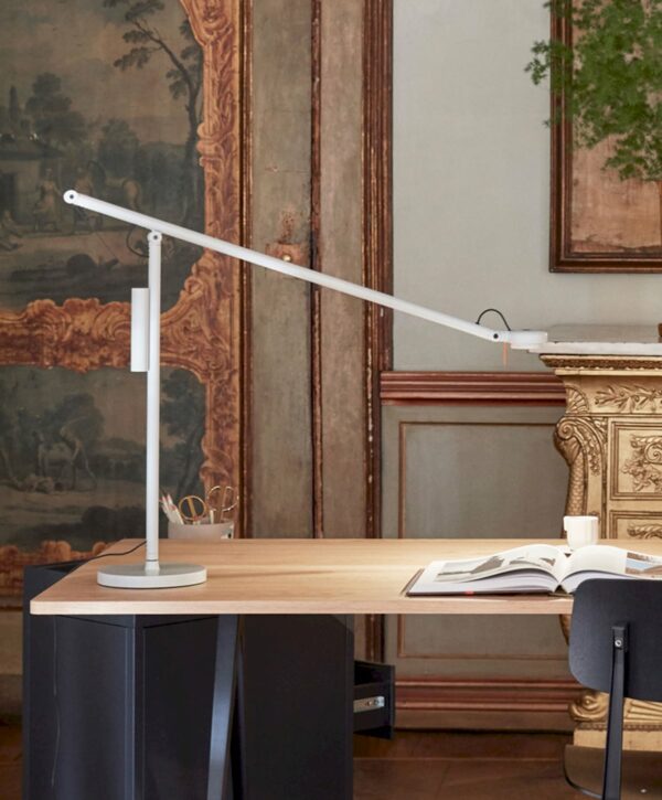 LUMINAIRE-LAMPEAPOSER-Hay_Fiftyfifty