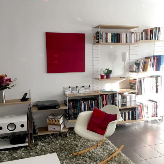 Composition mixte bibliothèque/hifi String